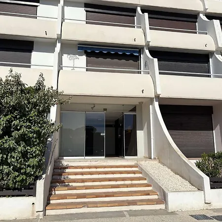 Appt Climatise Port Camargue Pc440-330 Apartman